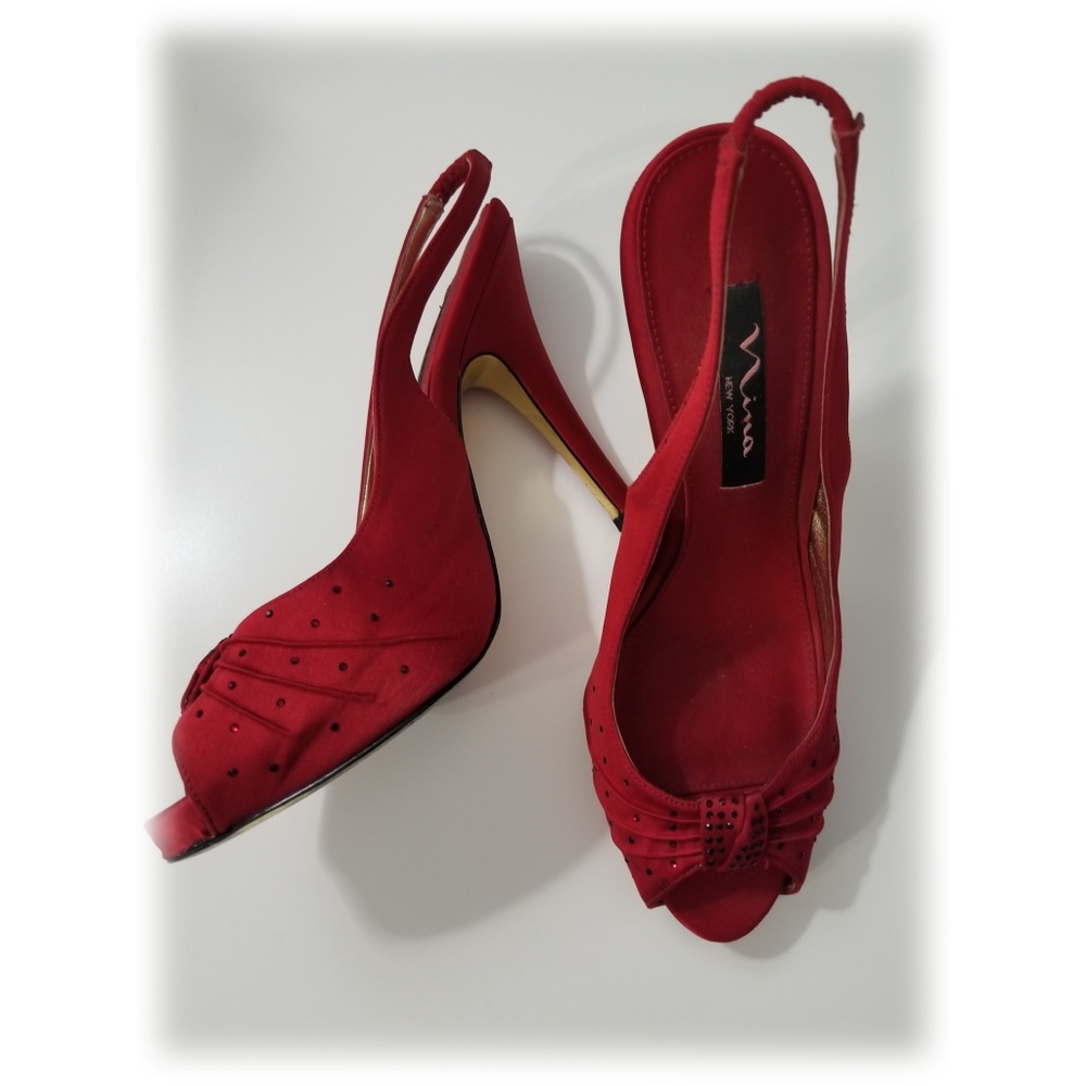 NINA • Women's Red shoes with rhinestones